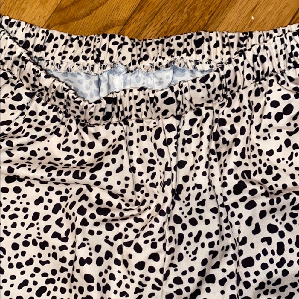 Patterned shorts - Picture 2 of 2
